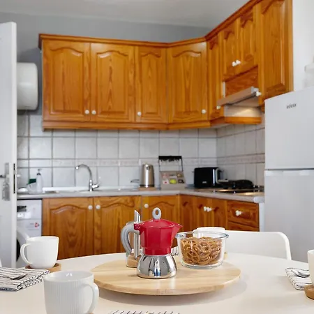 La Estrella Iii Apartment *